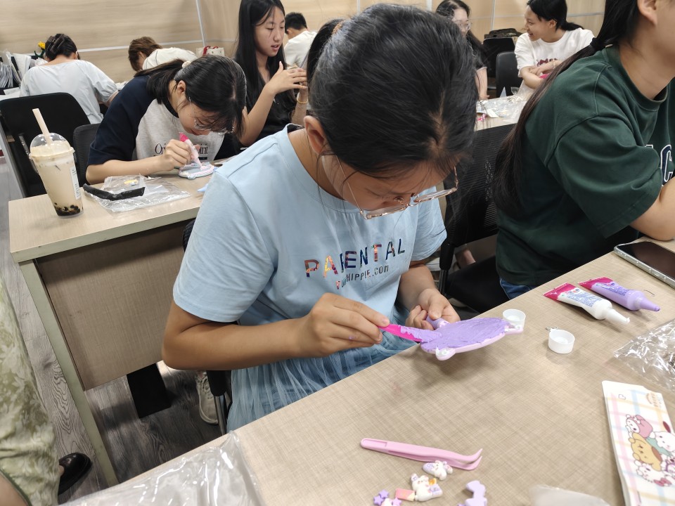 专注创造,“镜”彩成长!苏州青少年奶油胶DIY体验课招募中